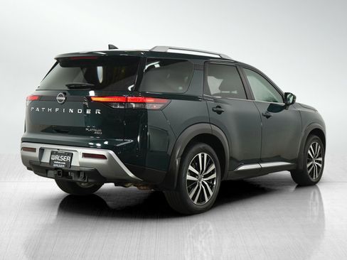 Used 2024 Nissan Pathfinder Platinum AWD/4WD image 5