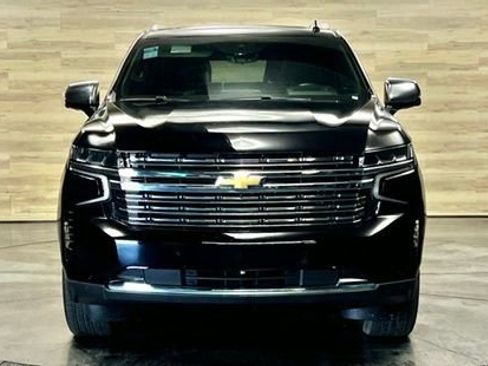 Used 2024 Chevrolet Tahoe Premier AWD/4WD image 4
