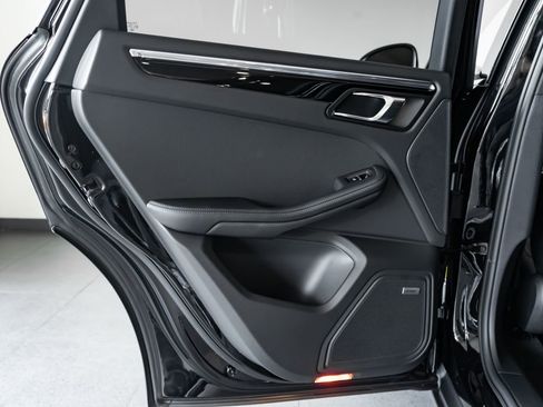 New 2026 Porsche Macan AWD/4WD image 23