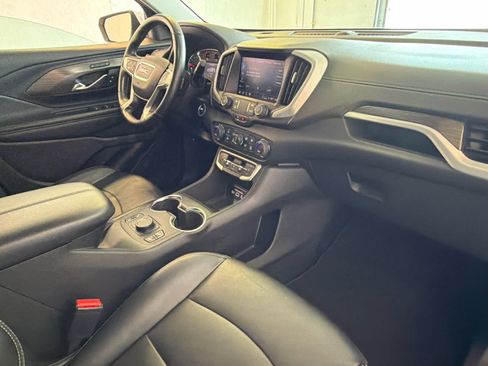 Used 2024 GMC Terrain SLT FWD image 26