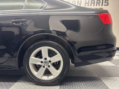 Used 2014 Volkswagen Jetta TDI FWD image 16