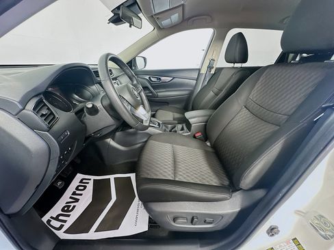 Used 2019 Nissan Rogue SV AWD/4WD image 20