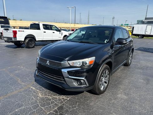 Used 2017 Mitsubishi Outlander Sport ES FWD image 4