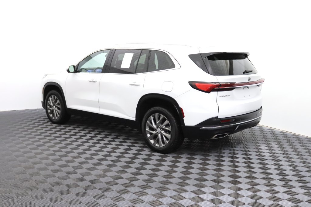 Certified 2026 Buick Enclave Preferred FWD image 5
