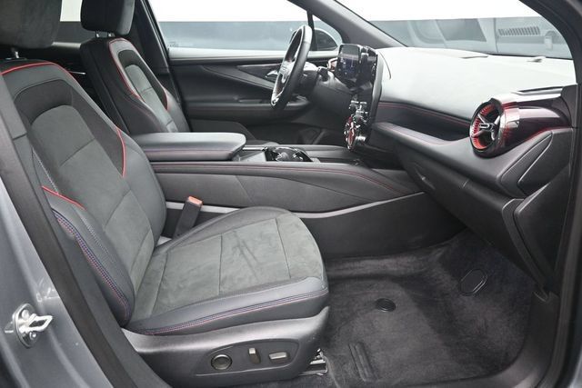 Used 2024 Chevrolet Blazer EV RS AWD/4WD image 26