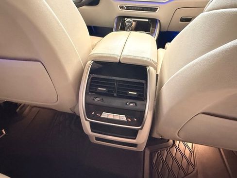 Used 2020 BMW X5 xDrive40i w/ Premium Package image 11