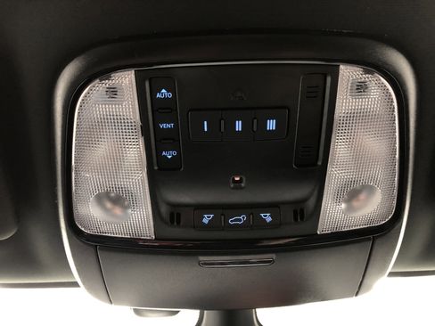 Certified 2024 Dodge Durango GT image 22