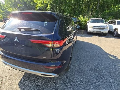 Used 2024 Mitsubishi Outlander SE FWD image 7