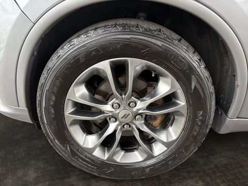 Used 2019 Dodge Durango GT AWD/4WD image 38