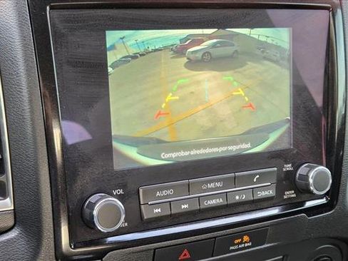 Used 2023 Nissan Frontier SV w/ SV Convenience Package image 12