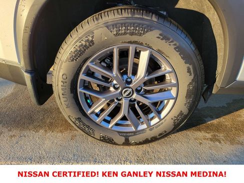 Certified 2024 Nissan Rogue S image 21