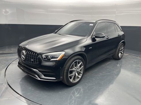 Used 2022 Mercedes-Benz GLC 43 AMG 4MATIC image 3