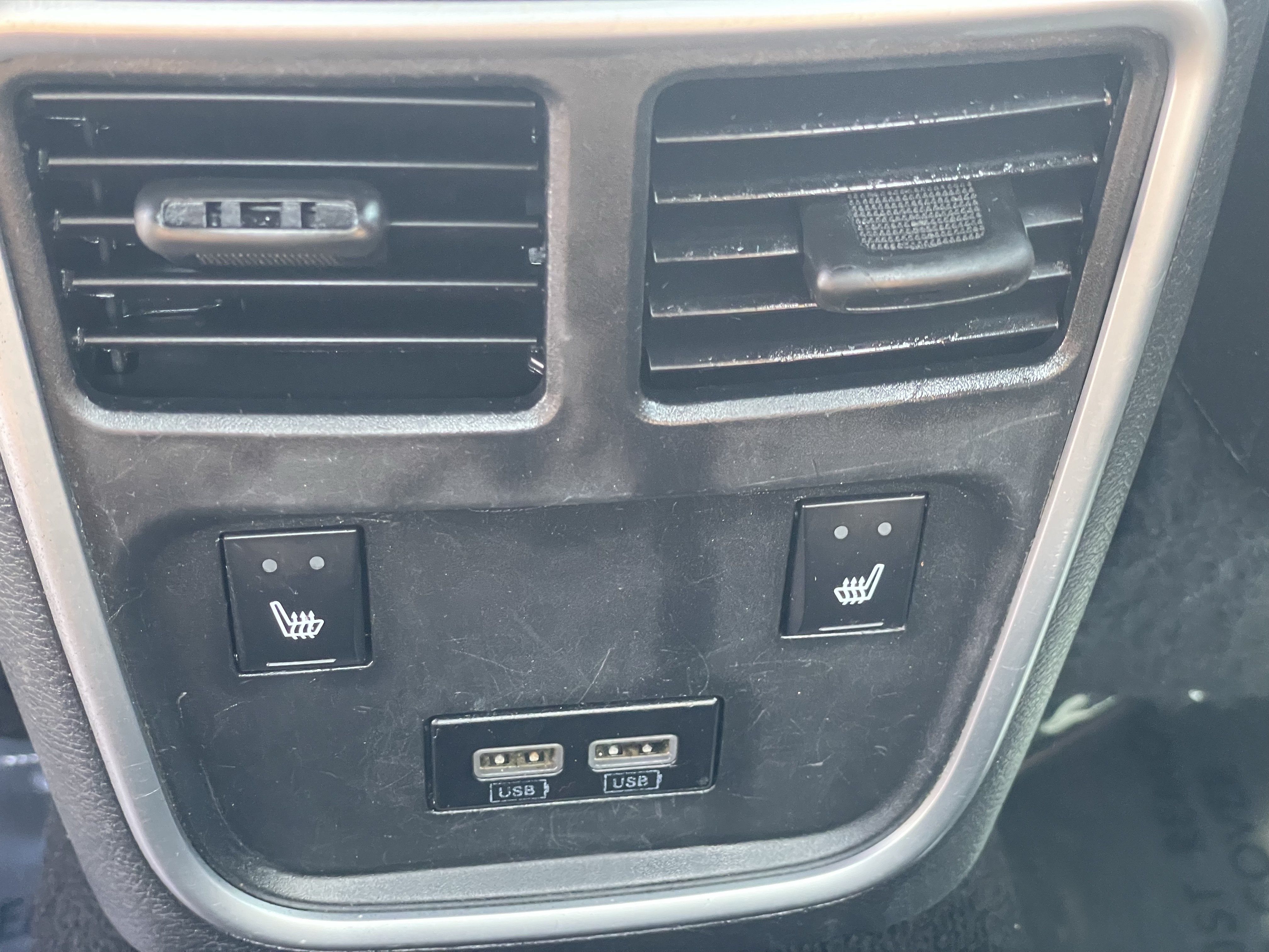 Used 2021 Dodge Charger SXT w/ Plus Group RWD image 28