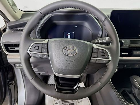New 2026 Toyota Grand Highlander AWD image 12