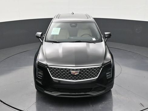 Certified 2024 Cadillac XT4 Luxury w/ Cold Weather Package FWD image 20