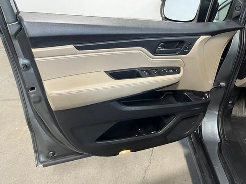 Used 2019 Honda Odyssey EX-L image 22