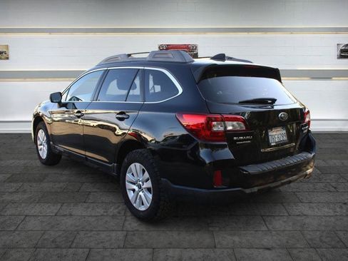Used 2016 Subaru Outback 2.5i Premium AWD/4WD image 5