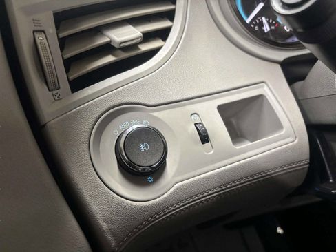 Used 2010 Buick LaCrosse CXL w/ Luxury Package image 36