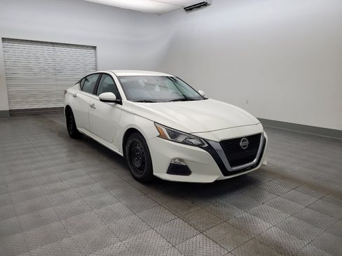 Used 2019 Nissan Altima 2.5 S FWD image 13
