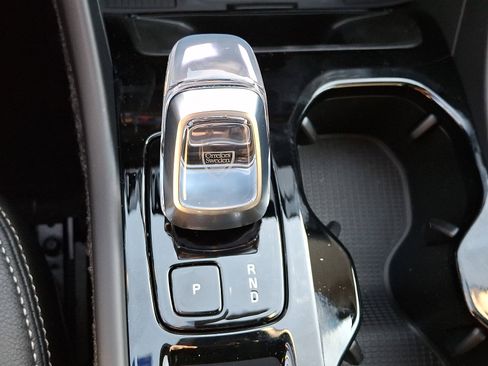 New 2026 Volvo XC40 B5 Plus w/ Protection Package Premier image 9