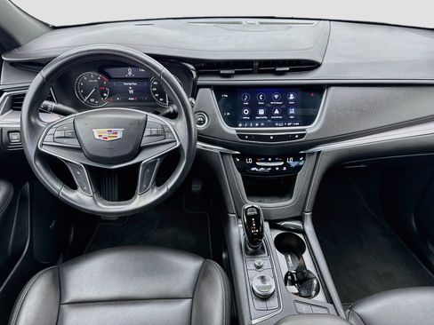 Used 2021 Cadillac XT5 Luxury FWD image 14