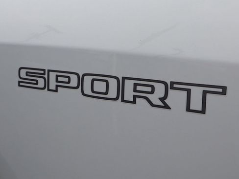 Used 2023 RAM 2500 Laramie AWD/4WD image 9