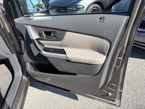 Used 2012 Ford Edge Limited FWD image 29
