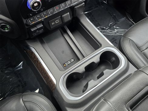 Used 2019 GMC Sierra 1500 Denali w/ Driver Alert Package II image 23