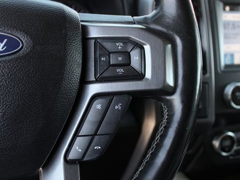 Used 2019 Ford Expedition Platinum image 24