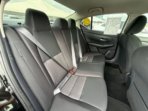 Used 2022 Nissan Sentra SV image 23