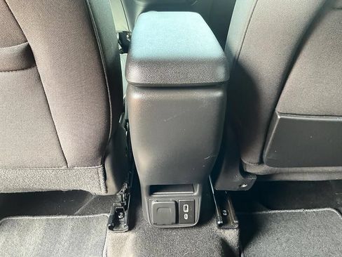 Used 2023 Chevrolet TrailBlazer LT w/ Convenience Package AWD/4WD image 31