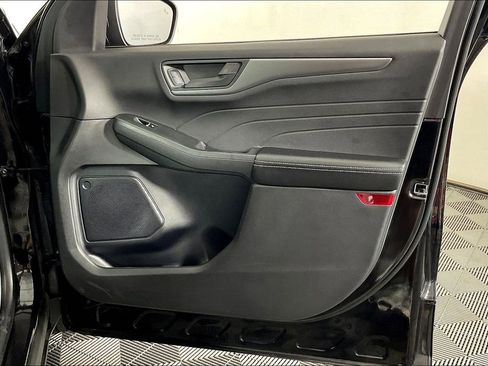 Used 2023 Ford Escape AWD image 25