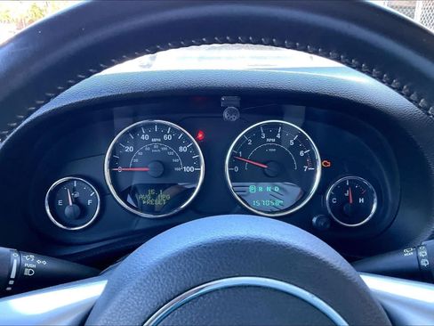 Used 2016 Jeep Wrangler Unlimited Sport AWD/4WD image 17