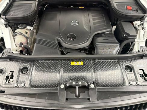 Used 2024 Mercedes-Benz GLE 450 4MATIC image 29
