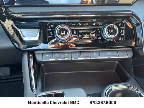 New 2026 GMC Sierra 1500 AT4 w/ AT4 Premium Package AWD/4WD image 19