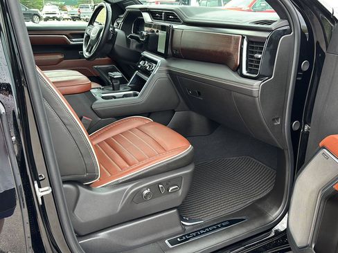 Used 2024 GMC Sierra 1500 Denali Ultimate AWD/4WD image 25