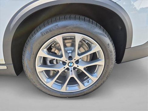 New 2026 BMW X5 xDrive50e AWD/4WD image 10