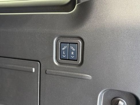 Used 2026 GMC Hummer EV SUV AWD/4WD image 6