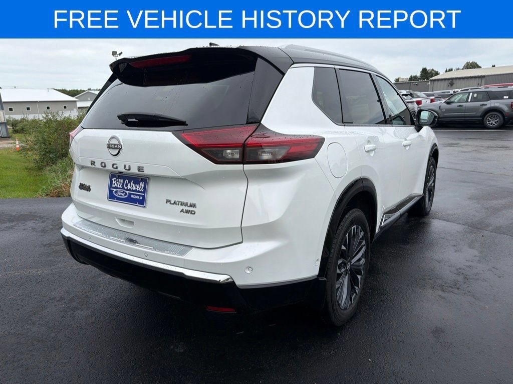 Used 2024 Nissan Rogue Platinum AWD/4WD image 4