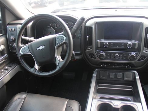 Used 2018 Chevrolet Silverado 1500 LTZ Z71 w/ Centennial Edition image 17