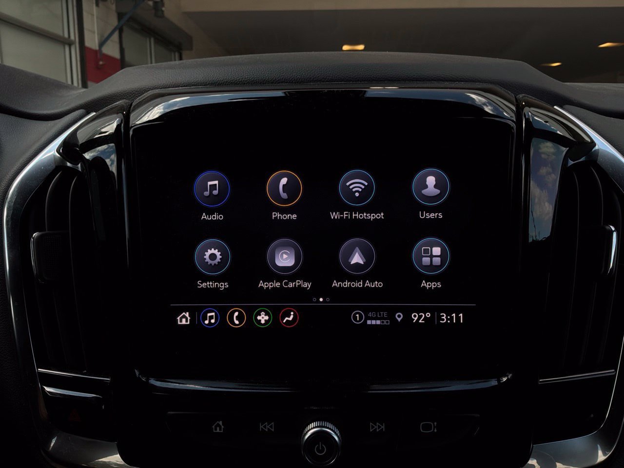 Used 2023 Chevrolet Traverse LT FWD image 35
