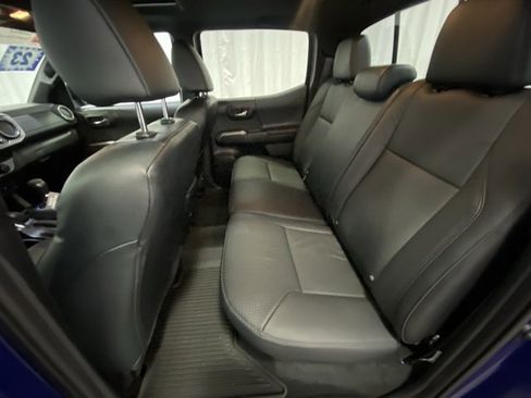 Certified 2023 Toyota Tacoma Limited w/ Black Out Package (TMS) image 11