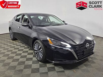 Used 2025 Nissan Altima 2.5 SV