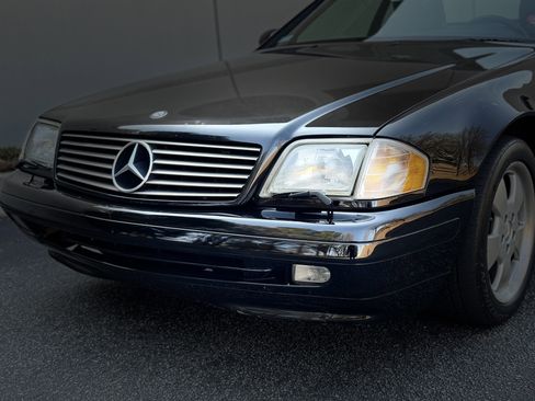 Used 1999 Mercedes-Benz SL 500 image 3