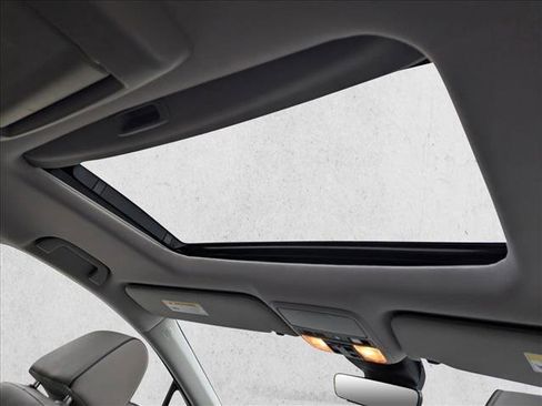 Certified 2022 Honda Odyssey Elite image 20