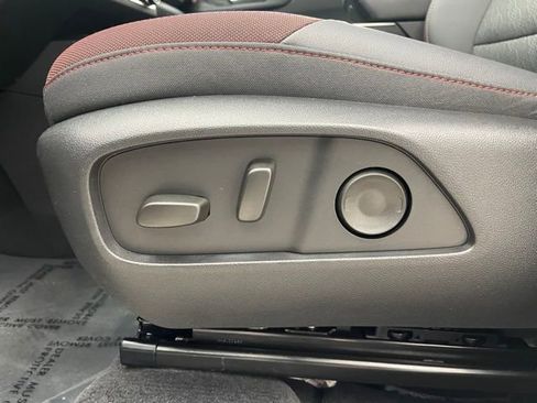 New 2025 Chevrolet Equinox RS w/ Safety and Technology Package image 9