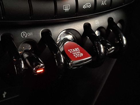 Used 2021 MINI Cooper 4-Door Hardtop w/ Storage Package FWD image 20