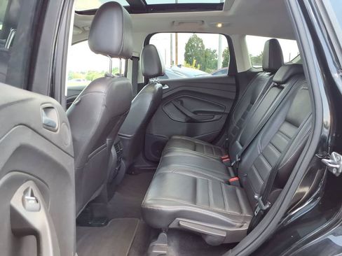 Used 2017 Ford Escape Titanium w/ Equipment Group 301A AWD/4WD image 20