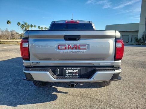 New 2026 GMC Canyon Elevation image 6