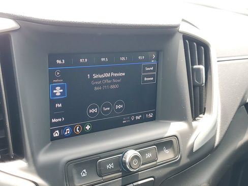 Used 2024 GMC Terrain SLE w/ Driver Convenience Package FWD image 24